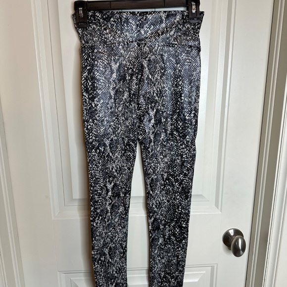 Spanx Leggings - Picture 4 of 4